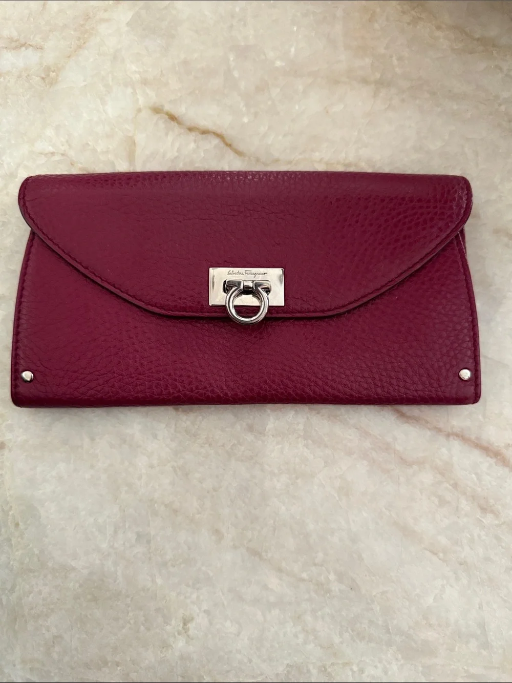 Salvatore Ferragamo Authentic Wine Red Burgundy Pebbled Leather Wallet - Picture 1 of 13